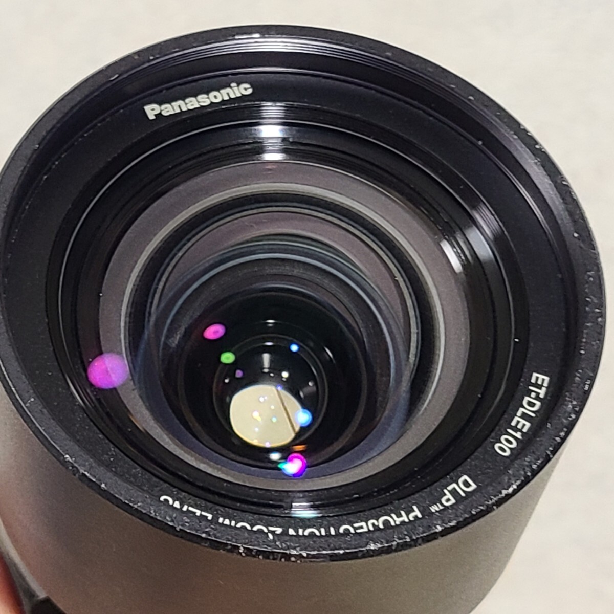 PANASONIC プロジェクター用短焦点レンズ ET-DLE100 日本製 PANASONIC プロジェクター用短焦点レンズ ET-DLE100 - メルカリ