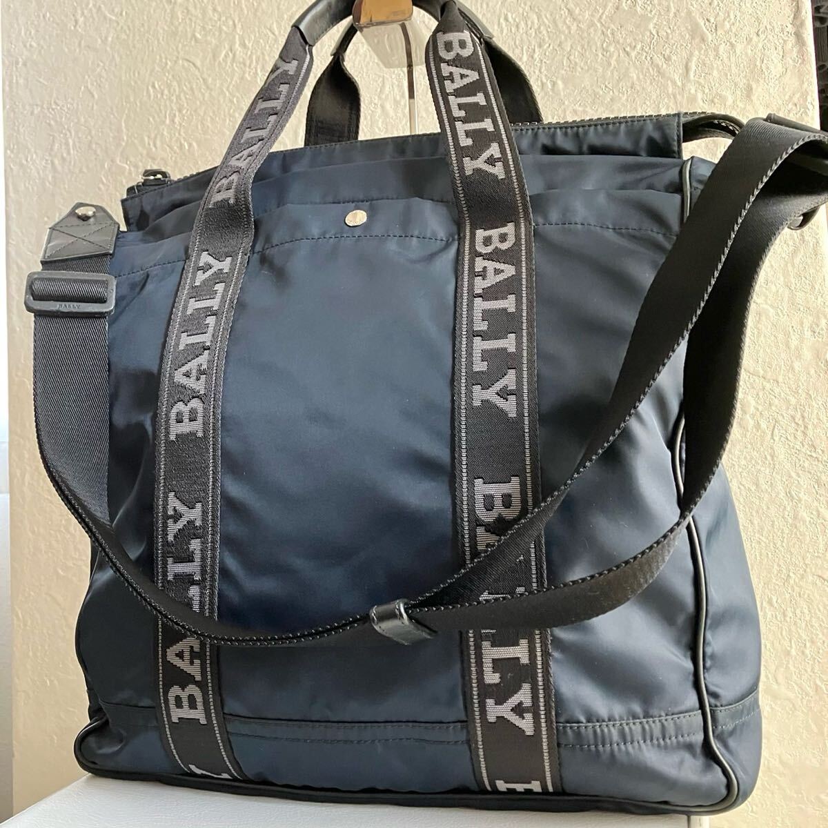 希少現行モデル!! 美品!!】Bally バリー 2way ハンドバッグ 希少現行モデル!! 美品!!】Bally バリー 2way ハンドバッグ