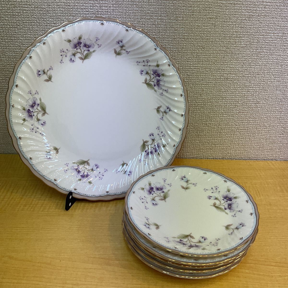 S-580】HOYA CHINA CORP 大皿 小皿 セット プレート 洋食器 S-580】HOYA CHINA CORP 大皿 小皿 セット プレート 洋食器
