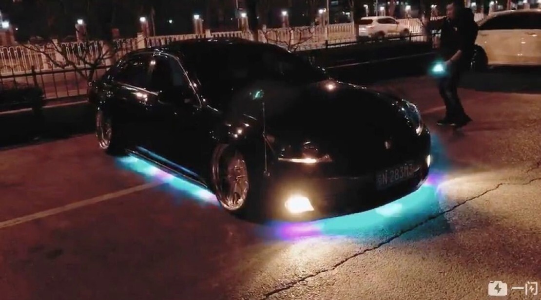 LEDテープライト 流れる RGB イルミネーション 最新 流光モード搭載　ブルートゥース　アンダーライト 車體　サイドシル ドアシル