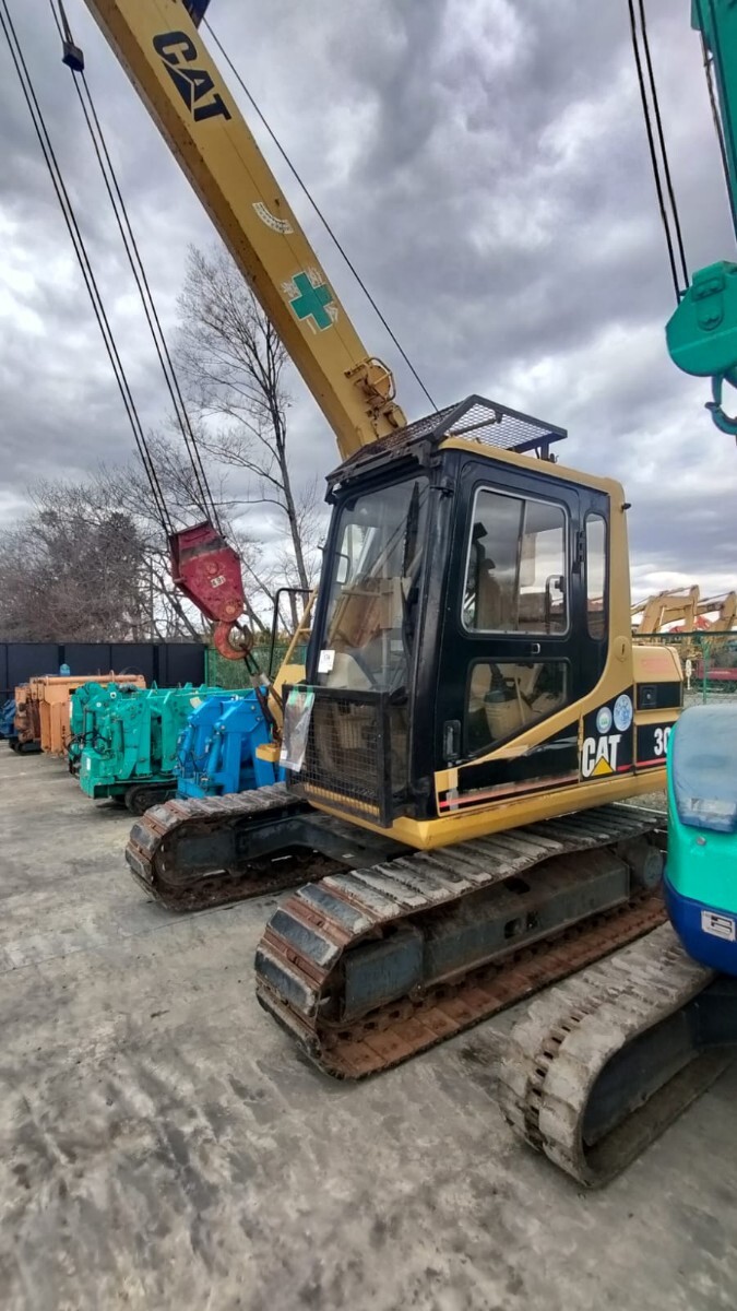 CAT гусеничный ход кран 307 * 4.9t ( тонн ) 5 ступенчатая стрела * * 1214 час * железные гусеницы - резина накладка 450G-PAD Caterpillar * рабочее состояние подтверждено .