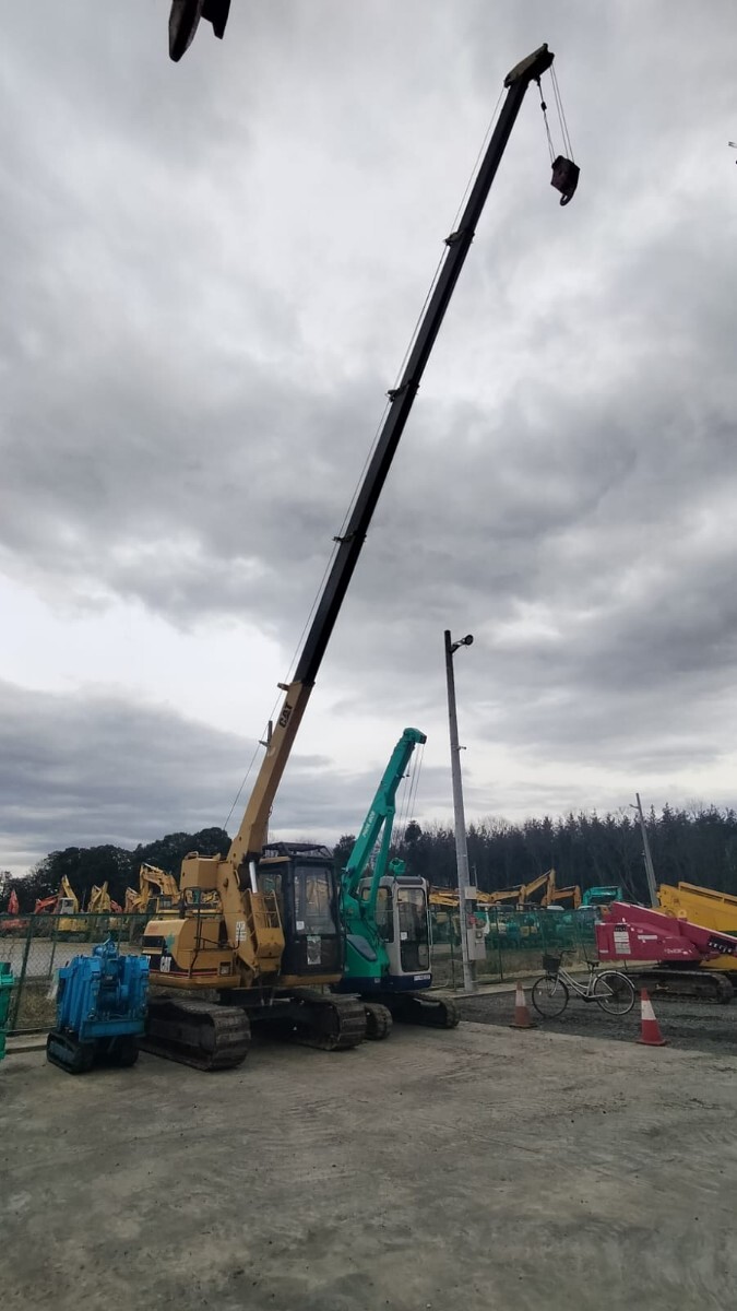 CAT гусеничный ход кран 307 * 4.9t ( тонн ) 5 ступенчатая стрела * * 1214 час * железные гусеницы - резина накладка 450G-PAD Caterpillar * рабочее состояние подтверждено .