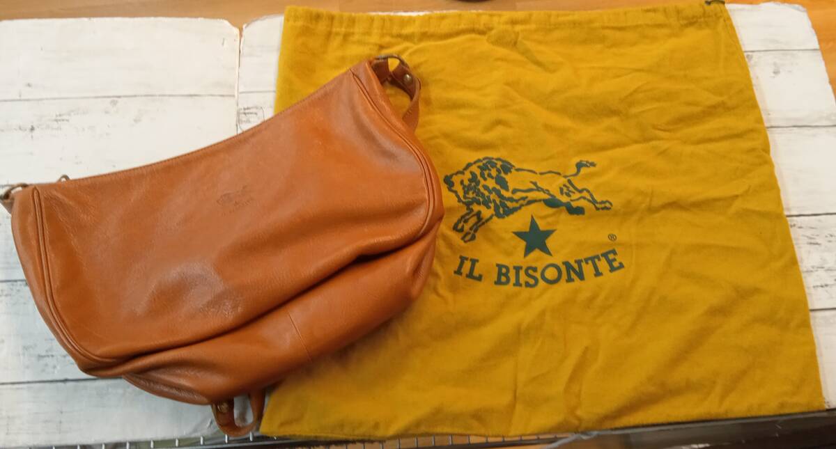 IL BISONTE IL BISONTE イルビゾンテ ブラウン ショルダーバッグ 保存袋あり
