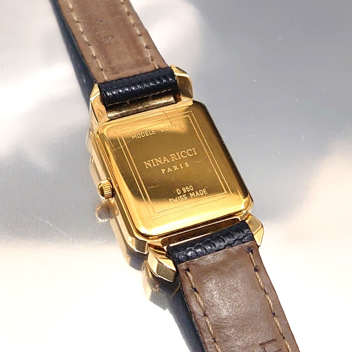 美品 ニナリッチ NINA RICCI PARIS レディース ゴールド GOLD 美品 ニナリッチ NINA RICCI PARIS レディース ゴールド GOLD