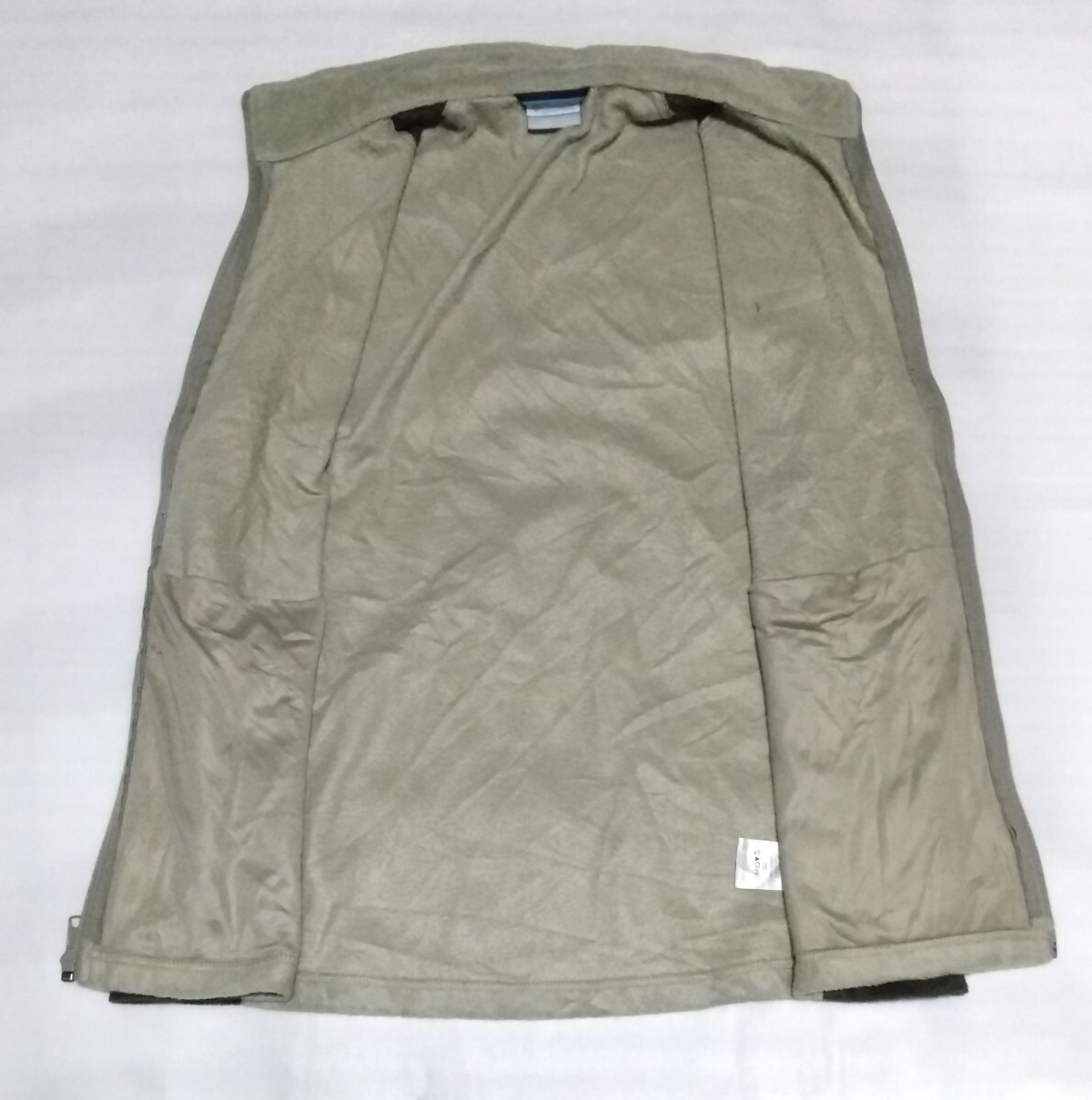 ※ジッパーの狀態(tài)は良好です。