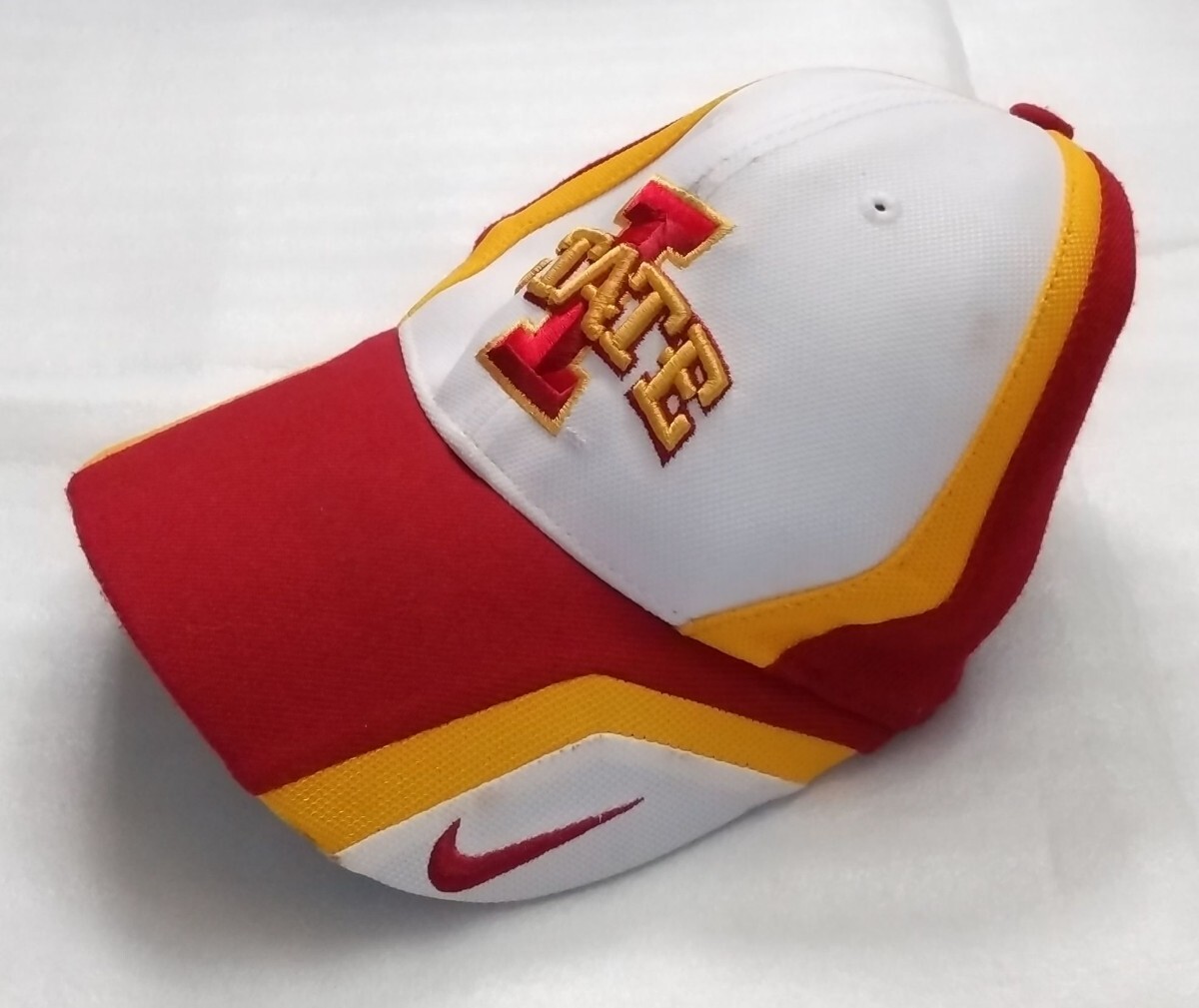 ☆TEAM NIKE キャップ帽子ぼうし Sサイズ位STATEファッション煉瓦色スポーツ山吹アウトドア洗濯済ウェア ブランド ナイキ BETTER WORLD.COM_画像2