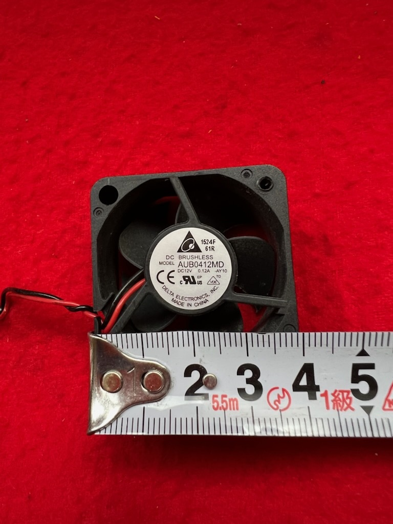 動作確認済み 東芝 REGZA HDD內(nèi)蔵ブルーレイレコーダー DBR-C100 から取外した ファン AUB0412MD 交換対応(N107)