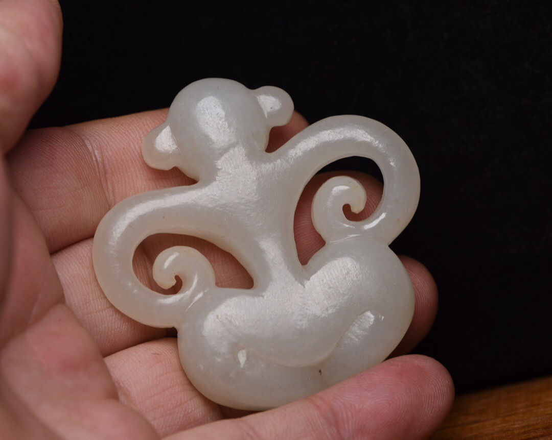 仁】『和田玉製・細密彫・玉人・置物・賞物』極細工 古賞物