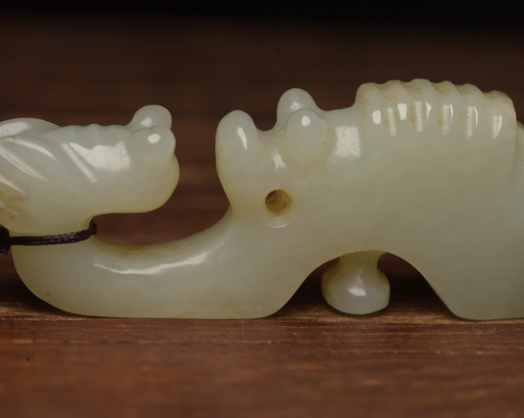 中国美術 古玩 天然岫玉 玉製 砡製 砡精密細工造 獅子置物 東洋彫刻 美術品 中国美術 古玩 天然岫玉 玉製 砡製 砡精密細工造 獅子置物