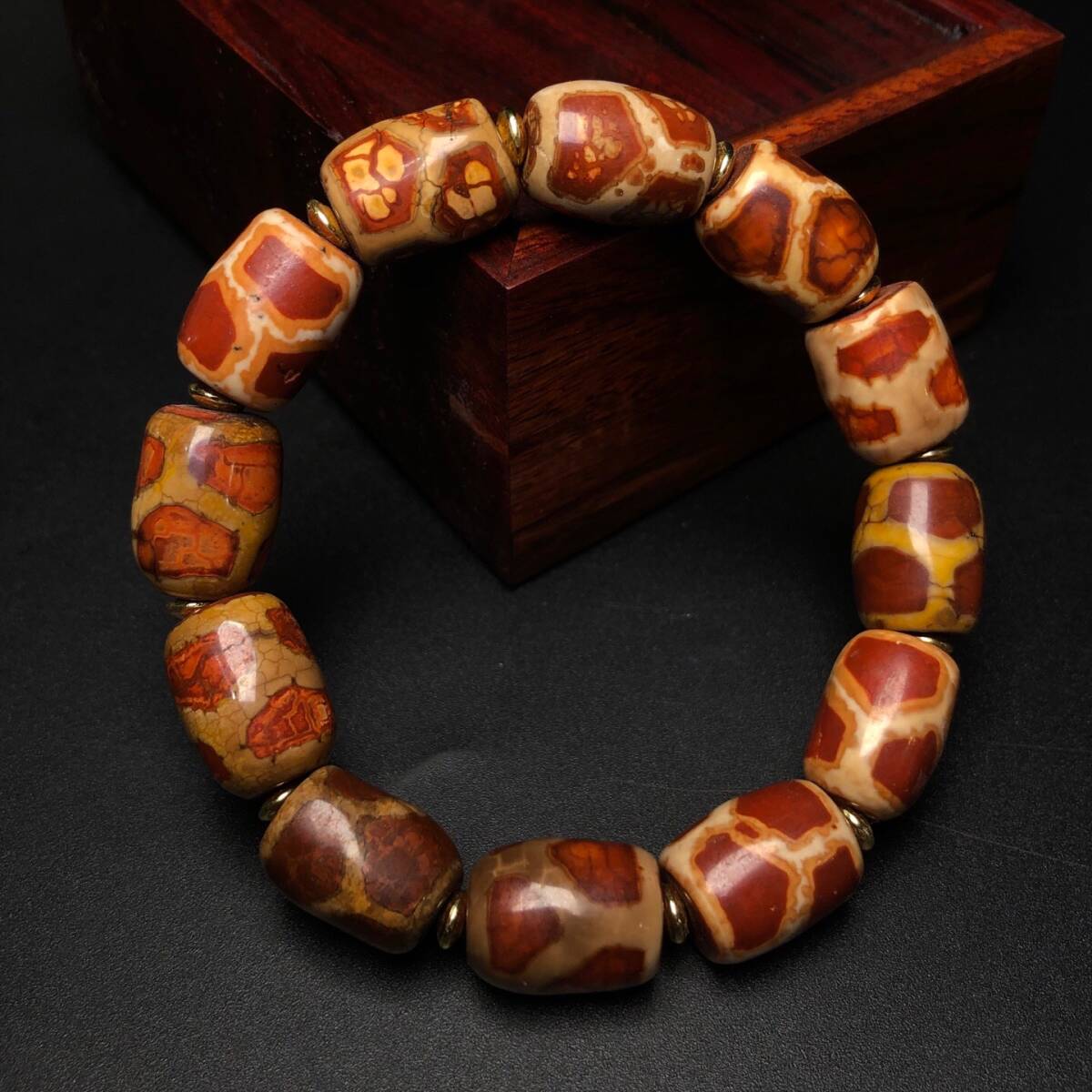 [.][.. производства * маленький . гравюра *.. небо . цепь * netsuke *...] первоклассный . старый . предмет China старый . старый изобразительное искусство старый прекрасный тест 