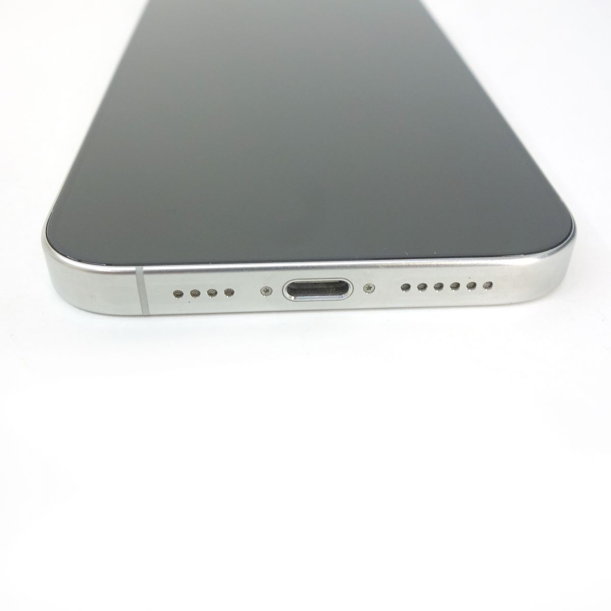 111 SIMフリー iPhone 16 Pro Max 256GB MYWH3J/A ホワイト