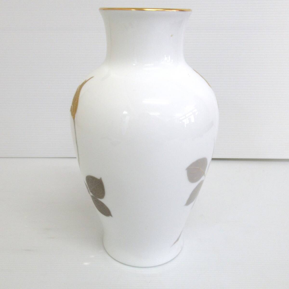 大倉陶園 金蝕バラ 花瓶 28cm フラワーベース 花器 置物 大倉陶園 金蝕バラ 花瓶 28cm フラワーベース 花器 置物