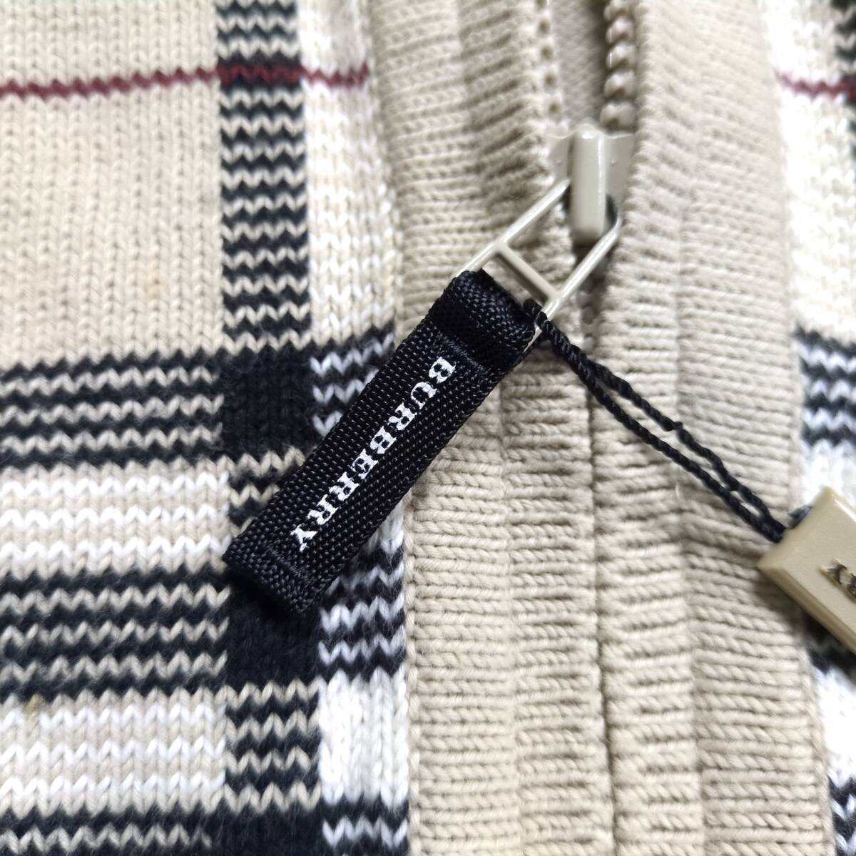 極美品メッシュBURBERRY LONDONジップオーバーパーカーL~Mメガ 極美品メッシュBURBERRY LONDONジップオーバーパーカーL~Mメガ