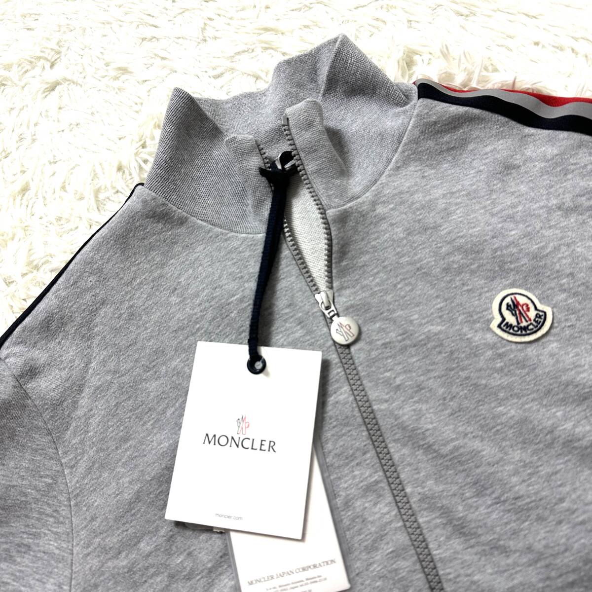 未使用級銀釦MONCLERジップアップトラックジャケットL~M認証済み 未使用級銀釦MONCLERジップアップトラックジャケットL~M認証済み