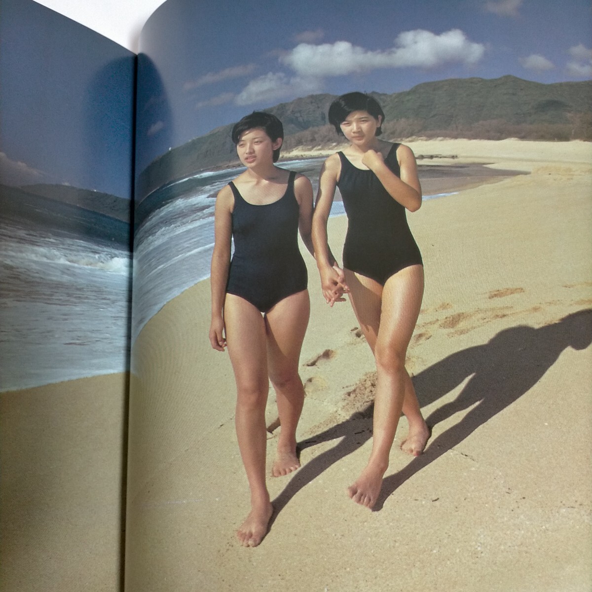 ◇中古品◇山口百恵 写真集 『 百恵 』 篠山紀信 昭和55年発行 ◇中古品◇山口百恵 写真集 『 百恵 』 篠山紀信 昭和55年発行