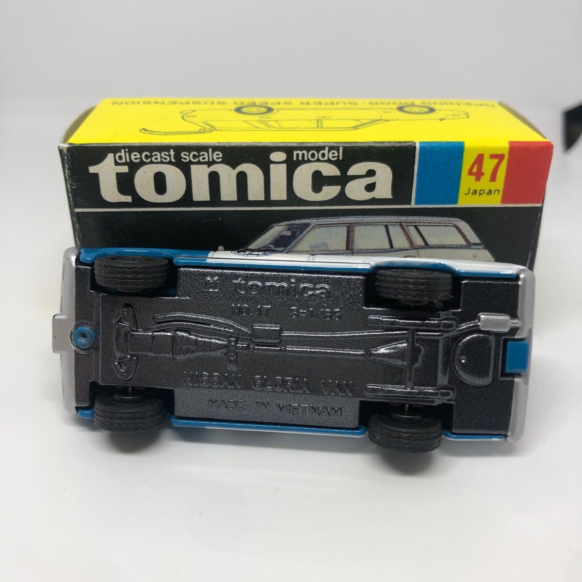 トミカ ベトナム製 黒箱 47 ニッサン セドリック (グロリアバン トミカ ベトナム製 黒箱 47 ニッサン セドリック (グロリアバン