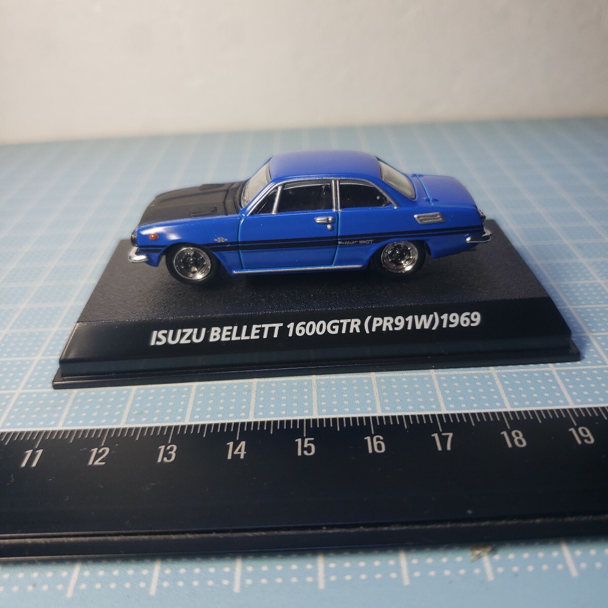 コナミ 1/64 絶版名車コレクション ISUZU べレット GT-R(PR91W)1969