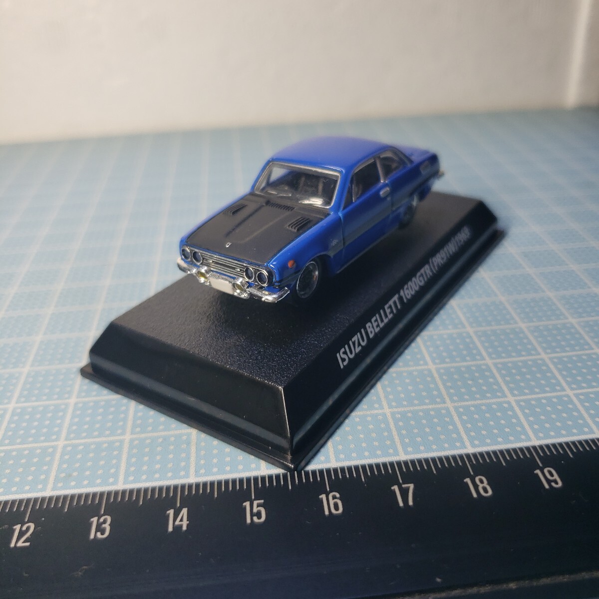 コナミ 1/64 絶版名車コレクション ISUZU べレット GT-R(PR91W)1969