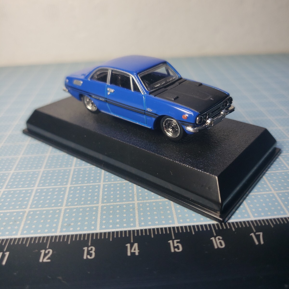コナミ 1/64 絶版名車コレクション ISUZU べレット GT-R(PR91W)1969