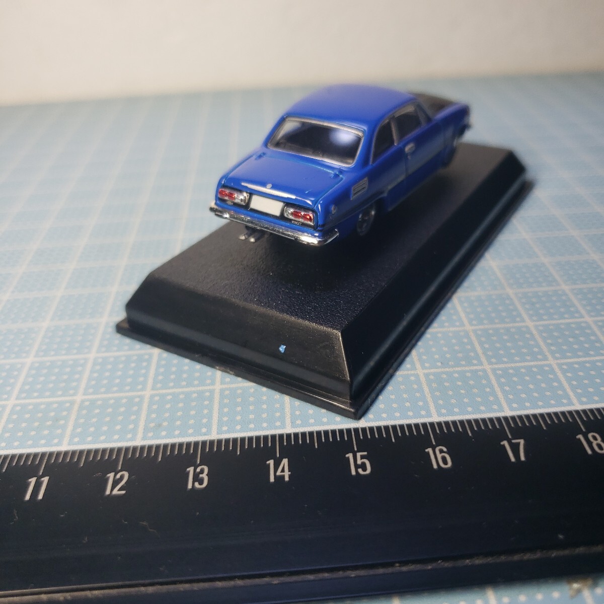 コナミ 1/64 絶版名車コレクション ISUZU べレット GT-R(PR91W)1969