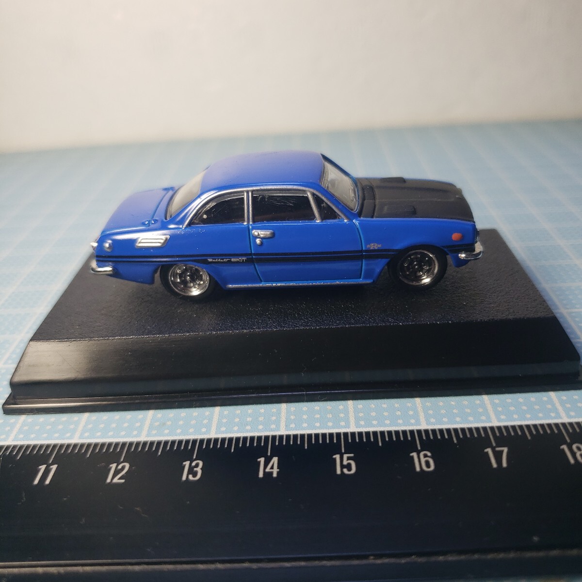 コナミ 1/64 絶版名車コレクション ISUZU べレット GT-R(PR91W)1969
