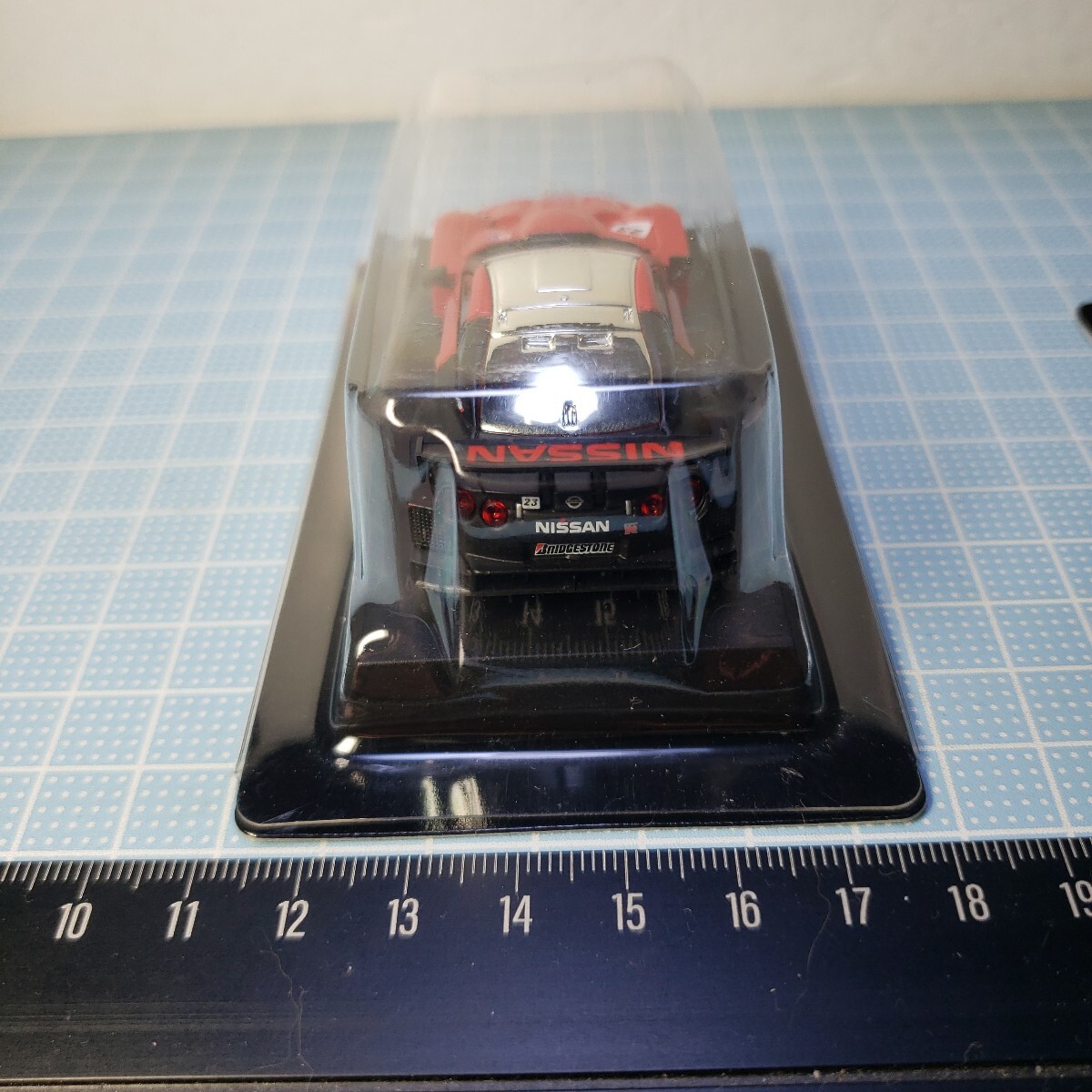 京商 1/64 GT-R レーシングカー コレクション XANAVI NISMO GT-R Pre Season SUZUKA 23