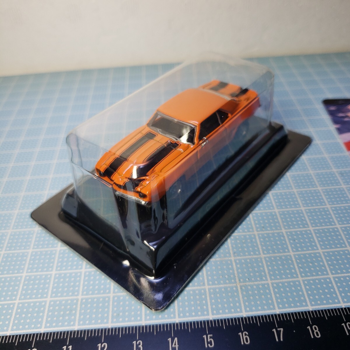 京商 1/64 USAスポーツ ミニカー コレクション シボレー カマロ Z28 オレンジ