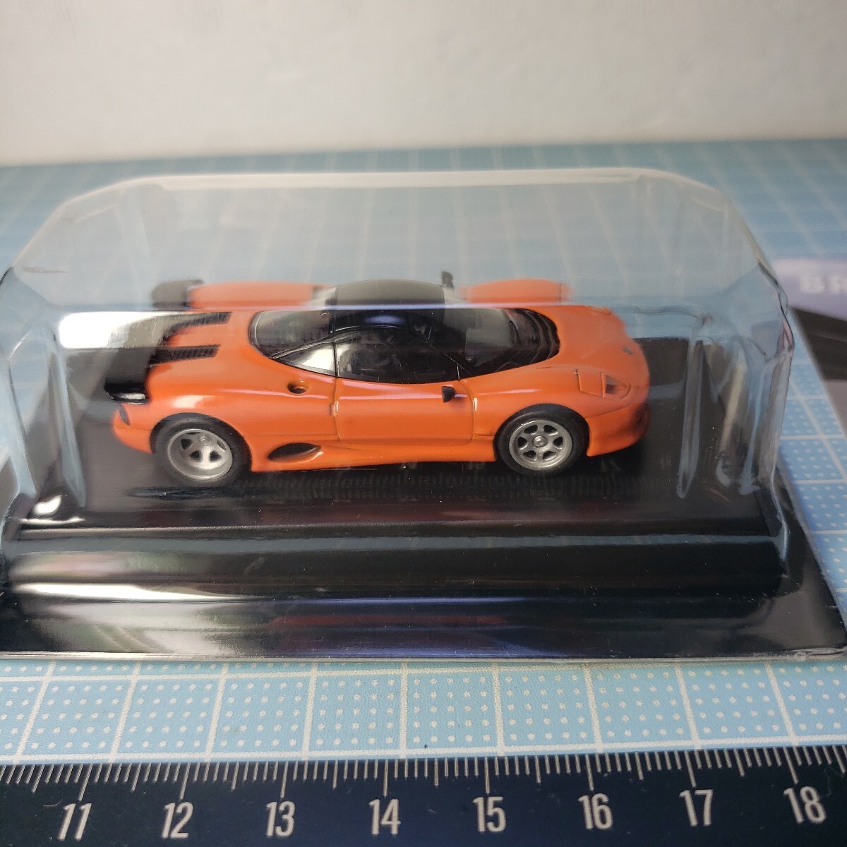  Kyosho 1/64 желтохвост салфетка спорт машина коллекция Jaguar XJR15 orange 