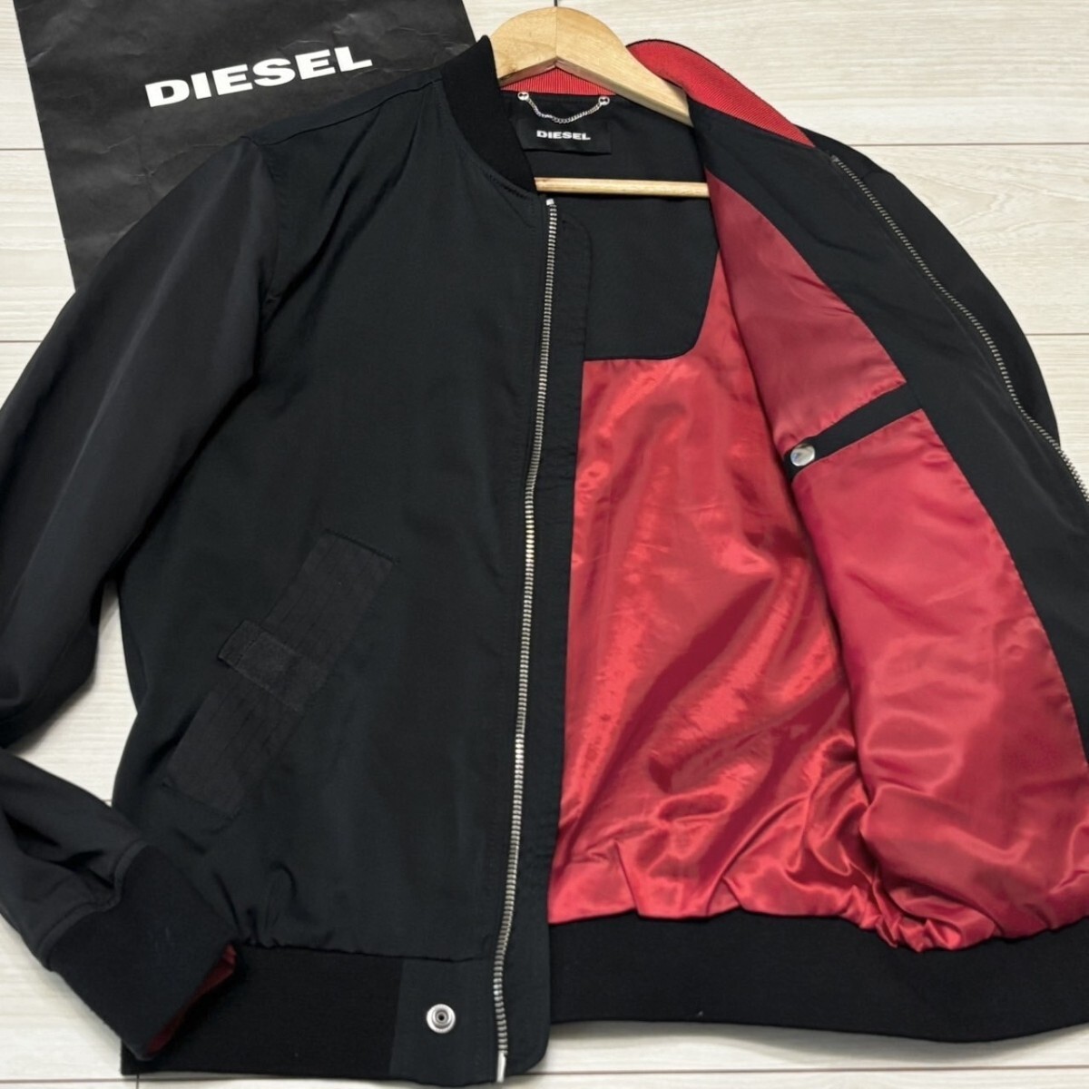 極美品/Lサイズ相当○DIESEL ディーゼル ナイロンジャケット 極美品/Lサイズ相当○DIESEL ディーゼル ナイロンジャケット