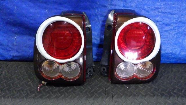 【宮城 塩釜発】中古 左右テールランプセット ラパン DBA-HE22S G 純正品 LED トーカイ 35603-85K1 オプションガーニッシュ付