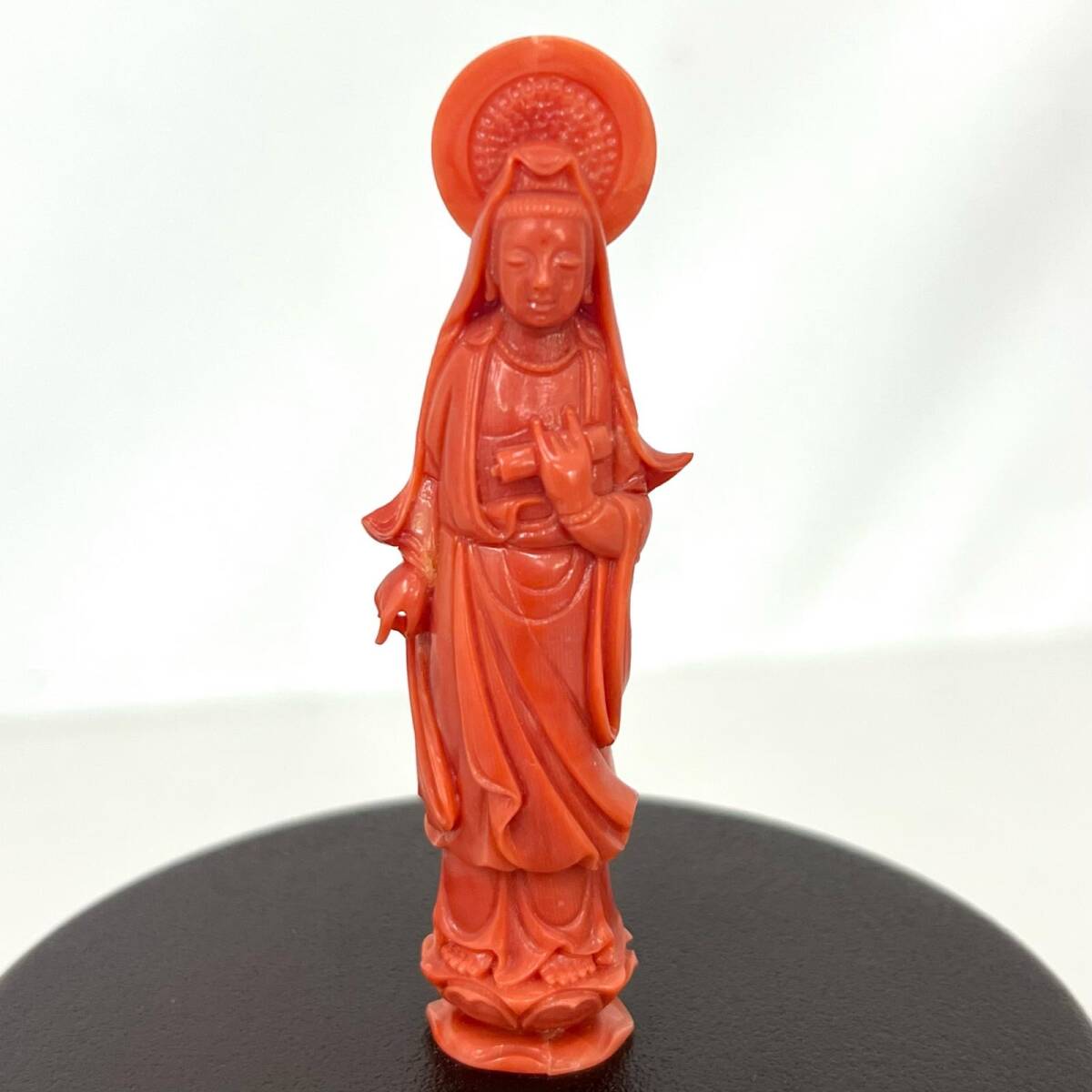 赤珊瑚 仏像 細密細彫 本珊瑚彫刻 光富刻印 台付き 置物 サンゴ 赤珊瑚 仏像 細密細彫 本珊瑚彫刻 光富刻印 台付き 置物 サンゴ