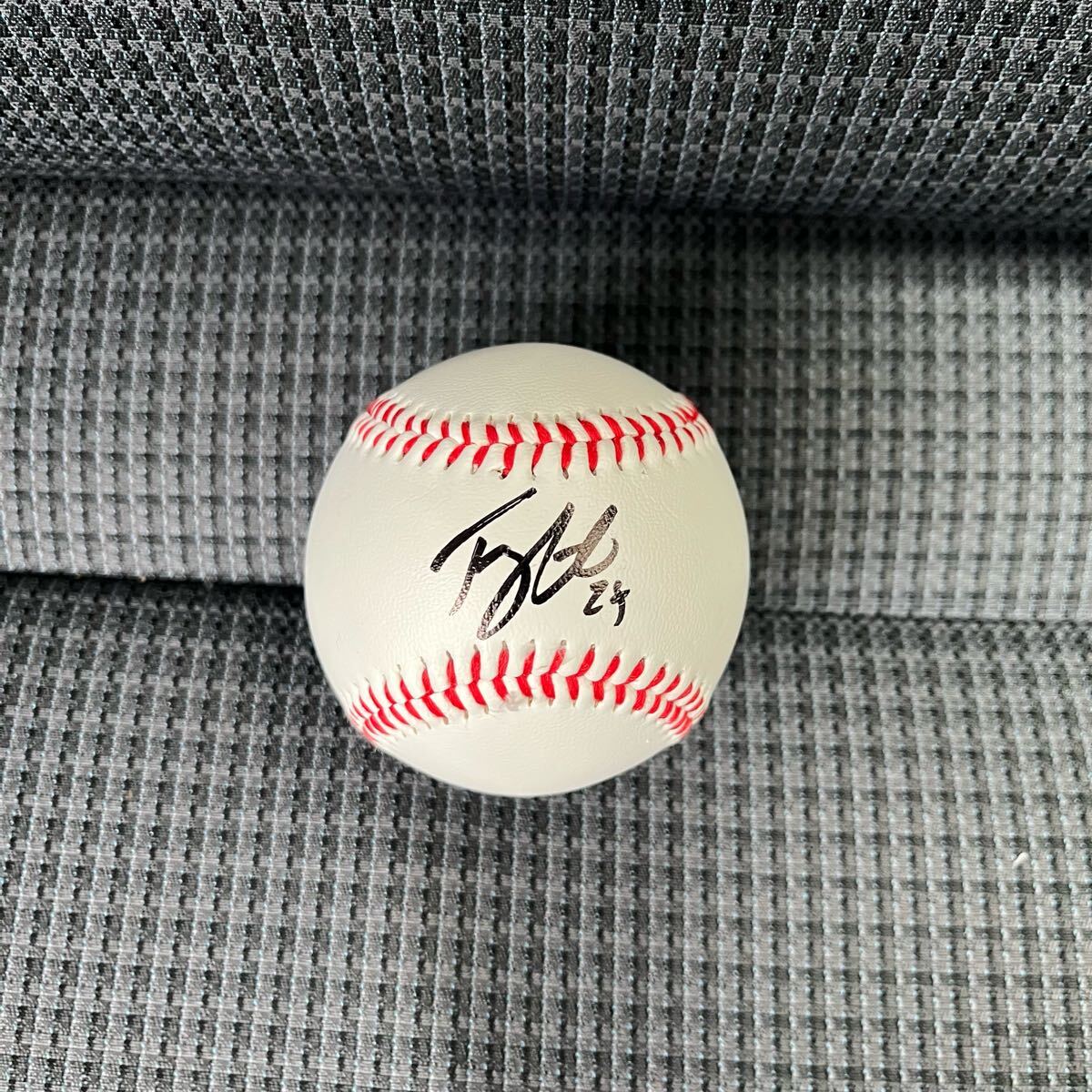 MLB TOKYO SERIES ドジャース トミー・エドマン 直筆サインボール Yahoo!オークション - mlb tokyo series ドジャース トミー