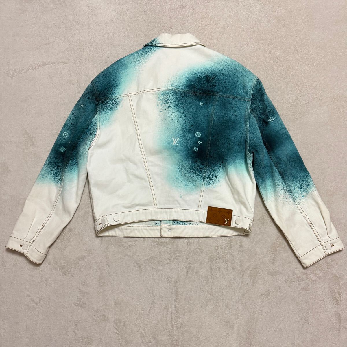 新品同様】 LOUIS VUITTON ルイ ヴィトン デニムジャケット G 新品同様】 LOUIS VUITTON ルイ ヴィトン デニムジャケット G