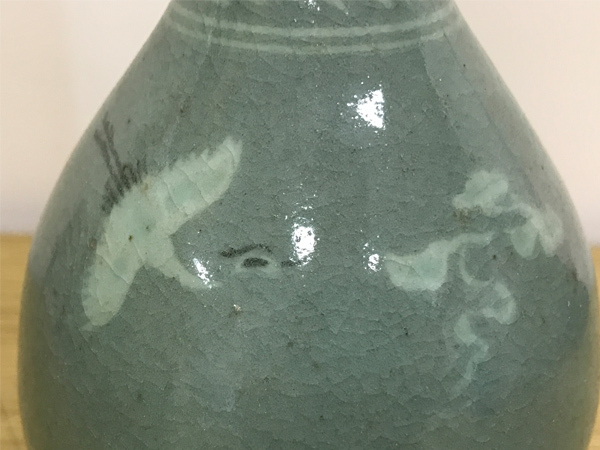 Sその他◇韓国人間文化財 柳根瀅 海剛 作 青磁花瓶 雲鶴紋 花器 Sその他◇韓国人間文化財 柳根瀅 海剛 作 青磁花瓶 雲鶴紋 花器