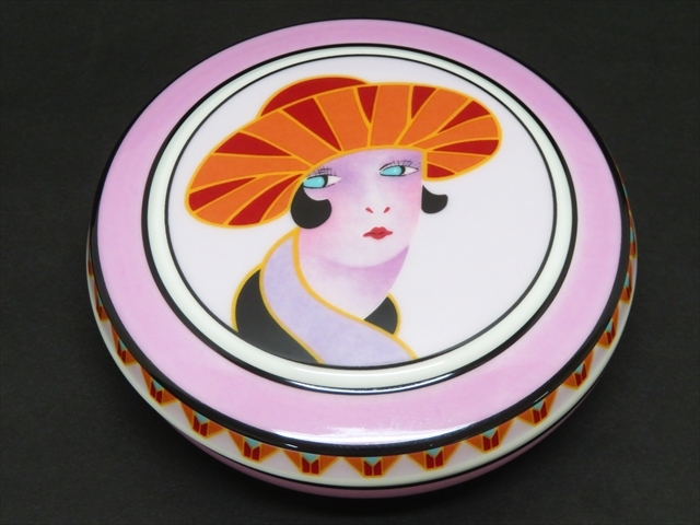 ◇◇美品 Noritake ノリタケ デコレディ パウダーパフケース ◇◇美品 Noritake ノリタケ デコレディ パウダーパフケース