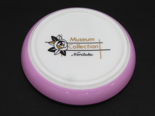 ◇◇美品 Noritake ノリタケ デコレディ パウダーパフケース ◇◇美品 Noritake ノリタケ デコレディ パウダーパフケース