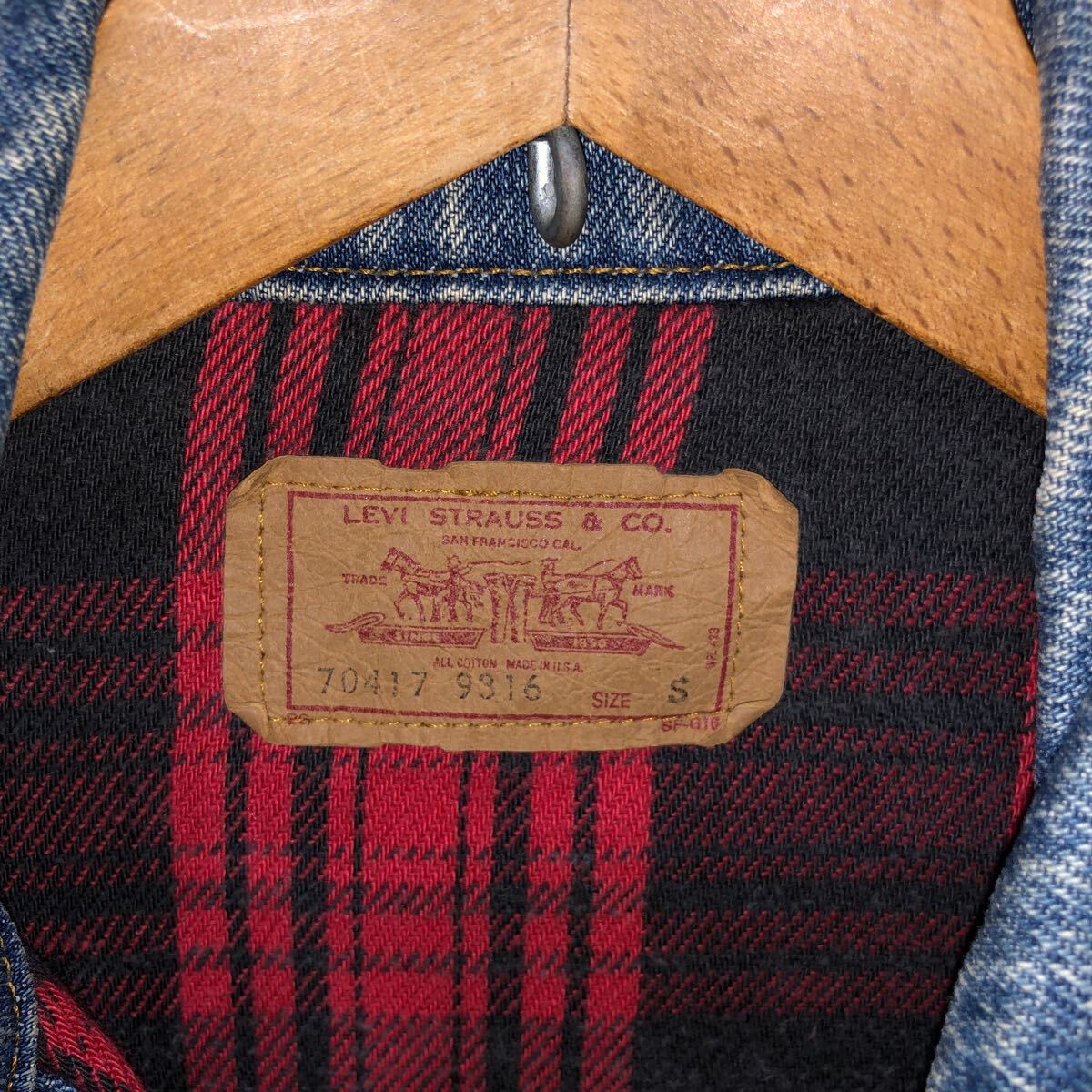  Levi's Denim жакет USA производства 70417-9316 печать 527