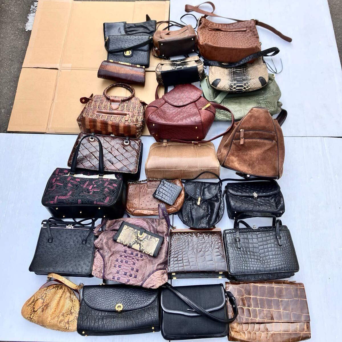 現状品 エキゾチックレザーまとめ 鞄財布類 65個以上 現状品 エキゾチックレザーまとめ 鞄財布類 65個以上