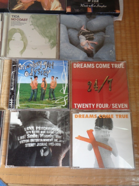 CD 邦楽 色々まとめて 30枚/アルバム24枚+マキシ6枚/帯付き含む美品多し/ロック?ポップス?他/ユーミン?尾崎豊?小田和正?ドリカム?他/