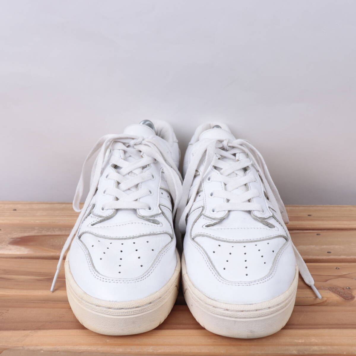 z8422 Adidas соперник Lee low US8 1/2 26.5cm/ белый белый крем adidas Rivalry Low мужской спортивные туфли б/у 