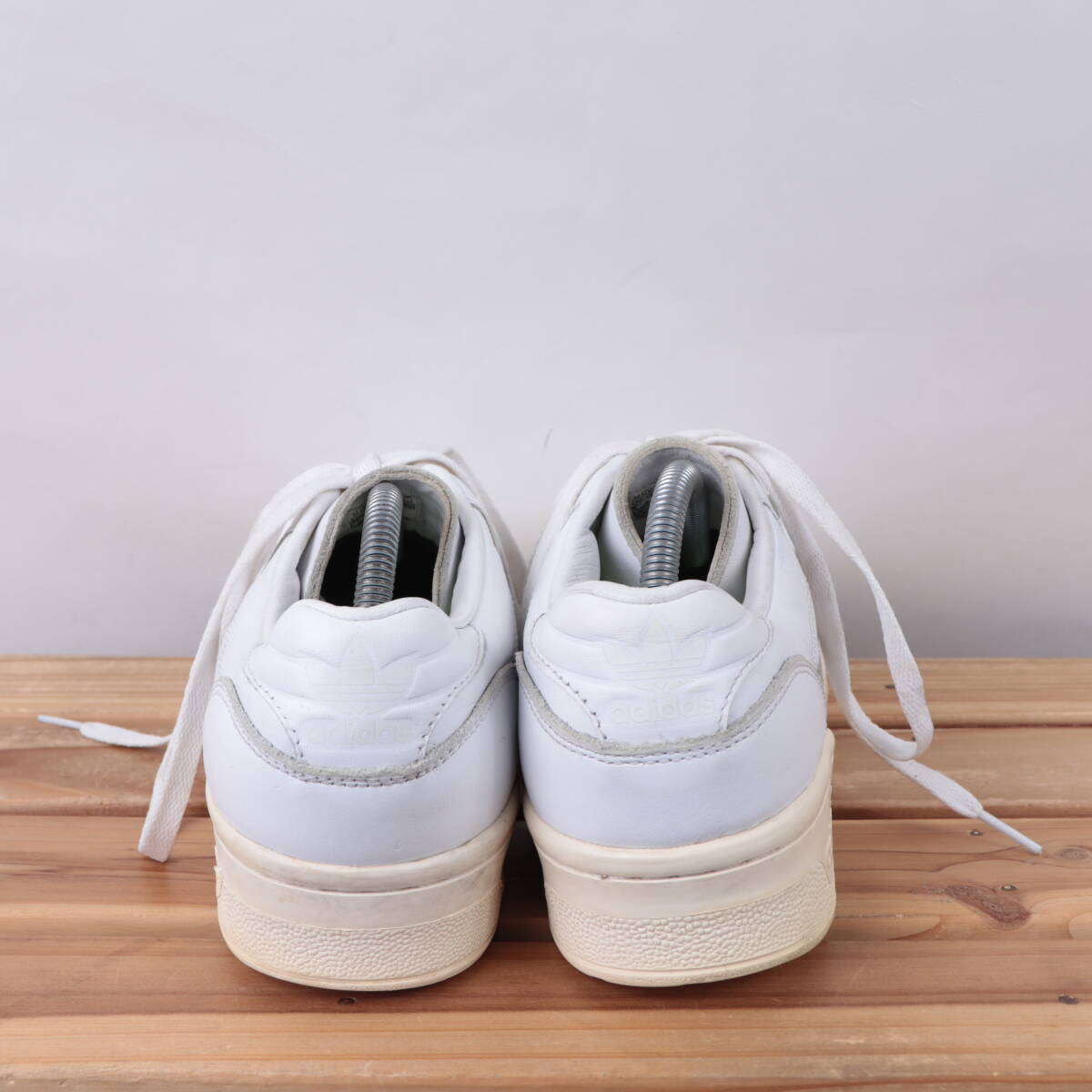 z8422 Adidas соперник Lee low US8 1/2 26.5cm/ белый белый крем adidas Rivalry Low мужской спортивные туфли б/у 