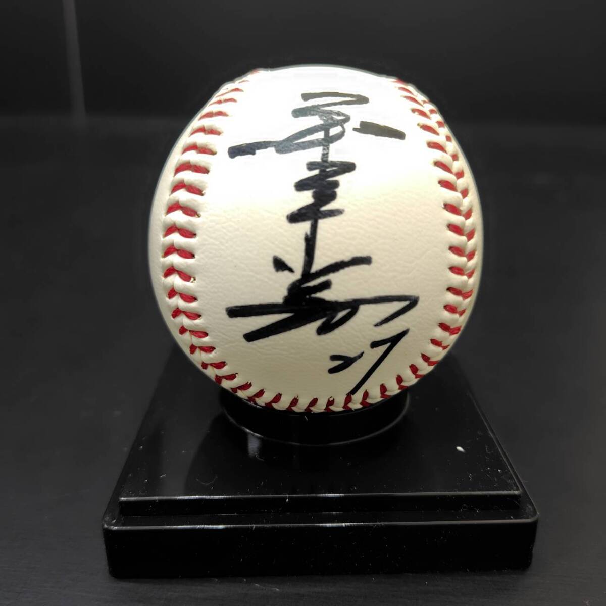 プロ野球 西武ライオンズ 伊東 勤 背番号27 直筆サインボール プロ野球 西武ライオンズ 伊東 勤 背番号27 直筆サインボール