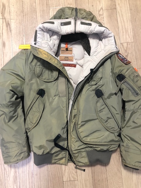 Parajumpers　パラジャンパーズ　ダウンジャケット　Mサイズ