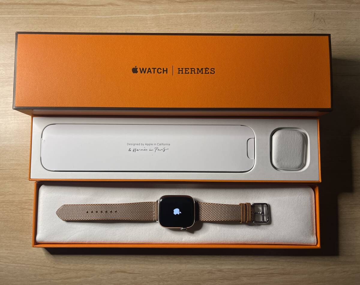 新品同様 エルメス HERMES Apple Watch series9 GPS+Cellular 新品同様 エルメス HERMES Apple Watch series9 GPS+Cellular