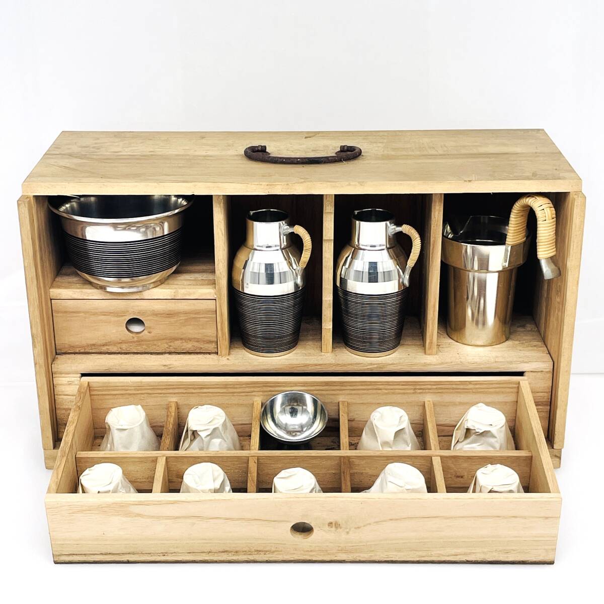 ☆錫半☆錫製品 酒器 セット 木箱付き 南錫 徳利 猪口 約38 ☆錫半☆錫製品 酒器 セット 木箱付き 南錫 徳利 猪口 約38