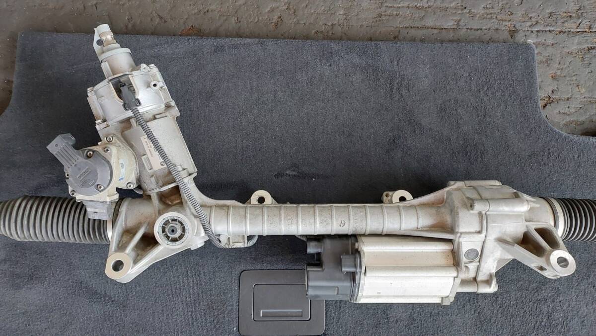 BMW 5シリーズ F10 F11 LCI 等 ステアリング ギアボックス