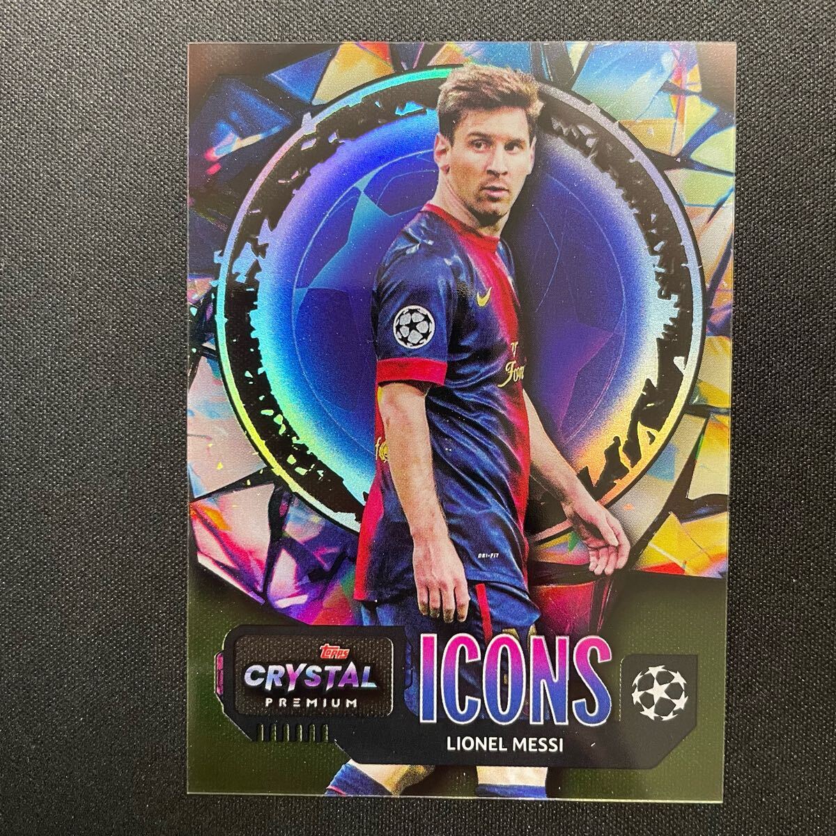 2023-24 Topps Crystal Premium UEFA Icons Lionel Messi 2023-24 Topps Crystal Premium UEFA Icons Lionel Messi