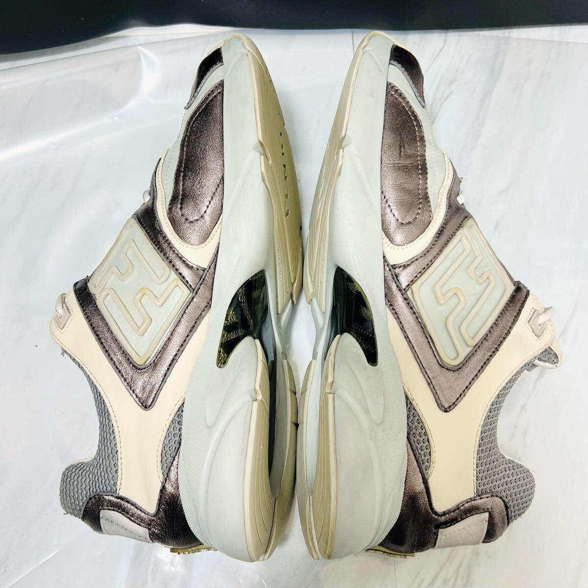 1円【美品】FENDI フェンディ 【至高の逸品】FASTER ファスター 1円【美品】FENDI フェンディ 【至高の逸品】FASTER ファスター