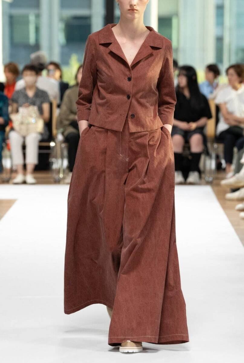参考画像(ジャケットは別途出品中)