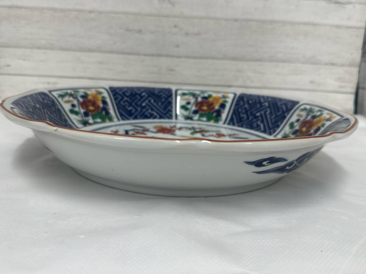 14】 有田焼 古伊万里 金彩花鳥 大鉢 皿 直径 29cm 記念品 大皿 14】 有田焼 古伊万里 金彩花鳥 大鉢 皿 直径 29cm 記念品 大皿
